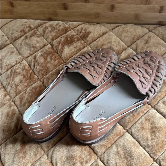 Nisolo Women's Tan Huarache Flats - Picture 6 of 7